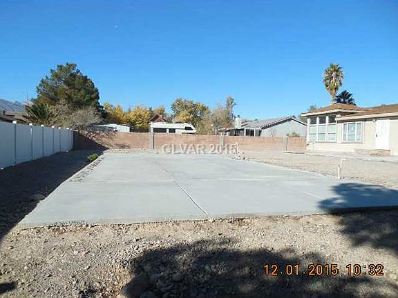 5th image of 8351 Lori Marie Cir