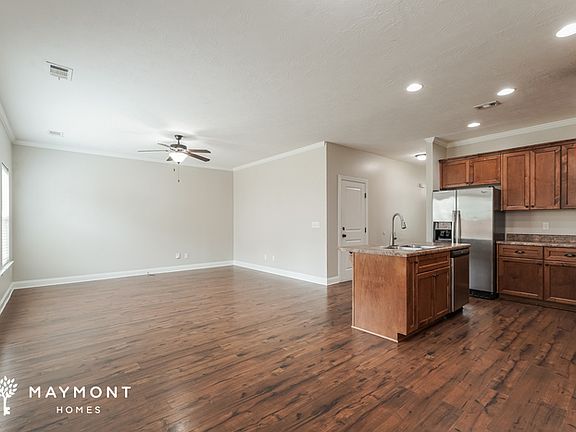 4th image of 1920 Kenlock Dr