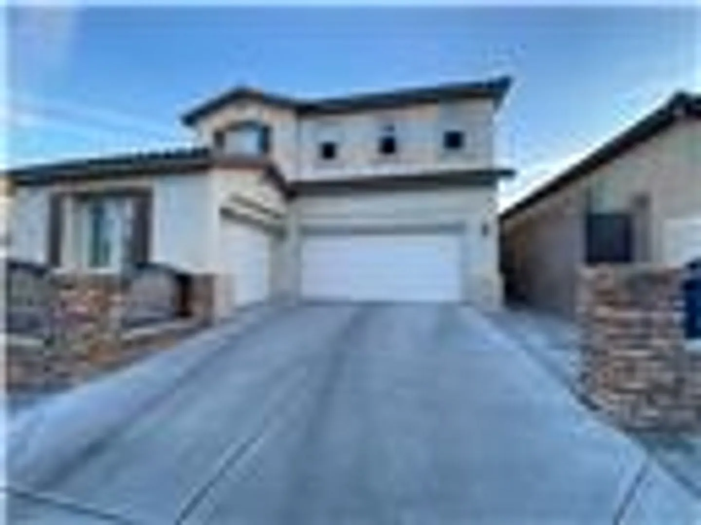 Beautiful 4 bedroom House in the Vista Verde Community in Centennial Hills — Photo 3