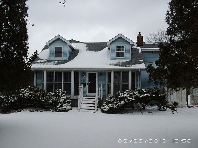 1st image of 11500 W Grand Ave