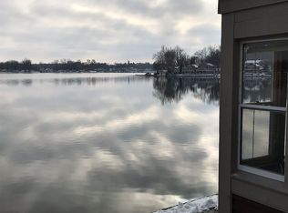 6668 Shoreline Ct, Saranac, MI 48881