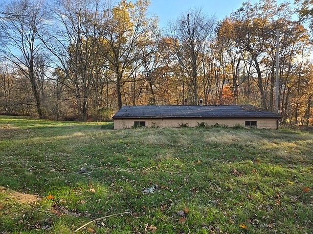 2nd image of 1015 Kiester Rd