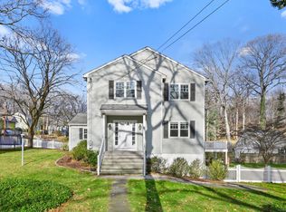 53 Midbrook Ln, Old Greenwich, CT 06870