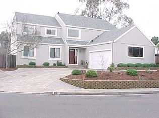 621 Santana Rd, Novato, CA 94945