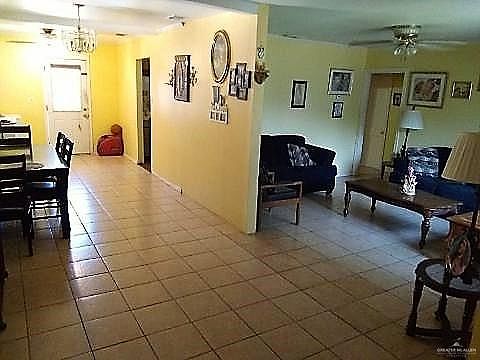 3rd image of 1708 Quince Ave