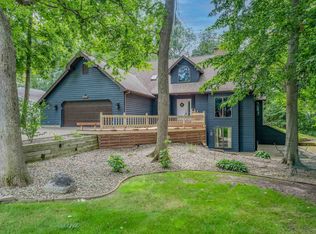 202 Woodcliff Dr, Warsaw, IN 46582