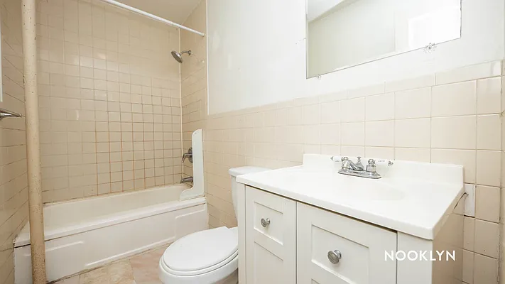 Rented by Nooklyn NYC LLC | media 19