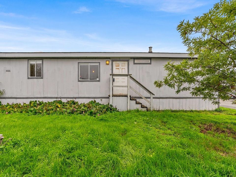 1st image of 103 Barranca Ln #103