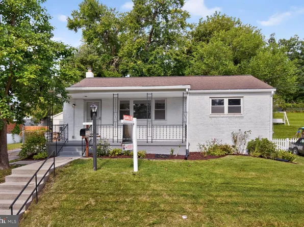 708 1st St, Rockville, MD 20851