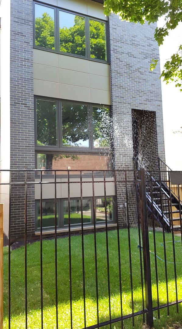 3013 N Oakley Ave, Chicago, IL 60618 | Zillow