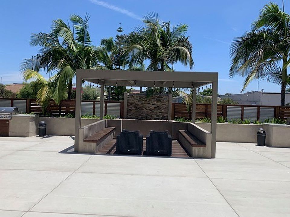 1st image of 4720-4732 Hawley Blvd #106