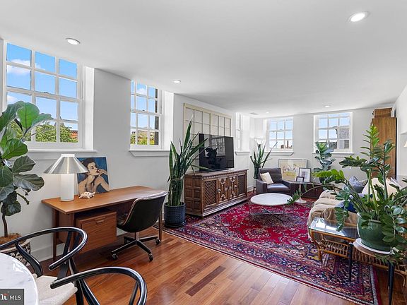 4th image of 1714 Park Ave APT 302