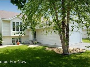 3562 Coachman Rd, Eagan, MN 55122