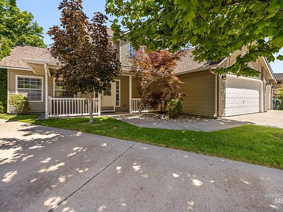 2nd image of 1712 S Marsh Wood Pl
