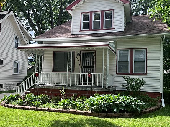 2nd image of 441 W Troy St