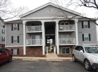 12836 Portulaca Dr APT B, Saint Louis, MO 63146