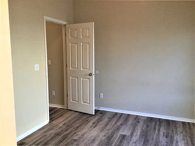 1521 W Kesler Dr — Photo 7