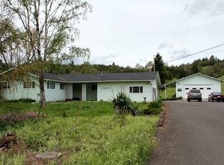 1529 Oak St, Oakland, OR 97462