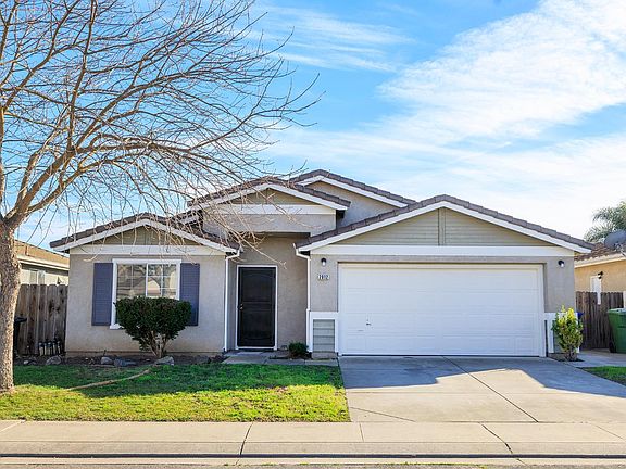 4th image of 2012 Spring Ln