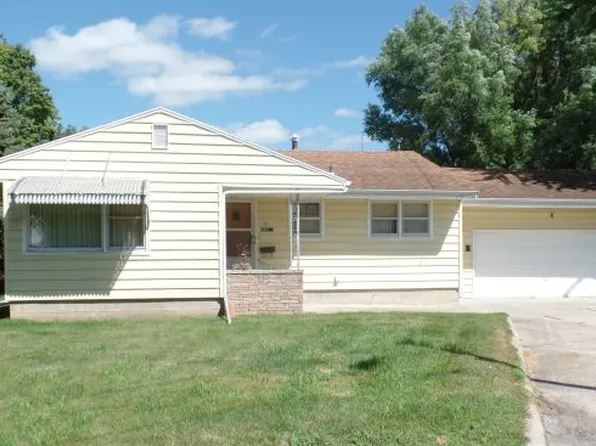 14 Thompson Ave, Iowa Falls, IA 50126