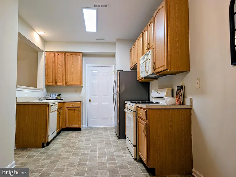 21 Miller Cir — Photo 4