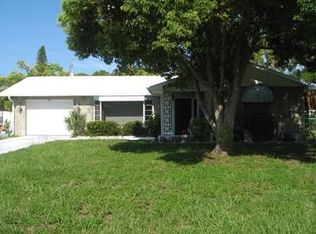 920 Church St, Venice, FL 34285