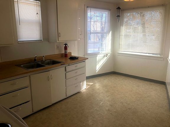 3rd image of 56 E Gregson Ave