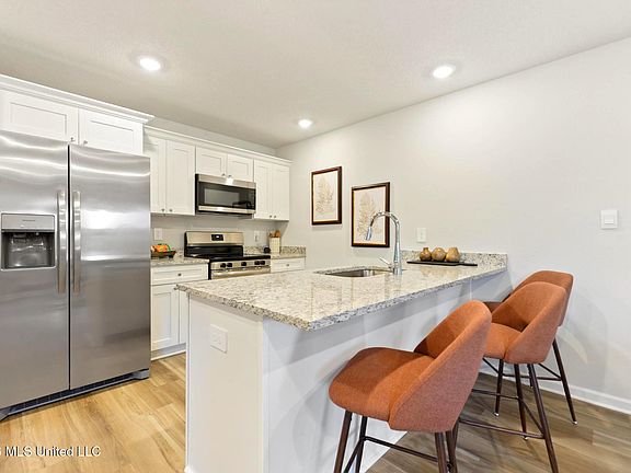 5th image of 5047 Quail Ridge Dr