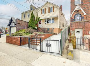 53-74 69th St, Flushing, NY 11378
