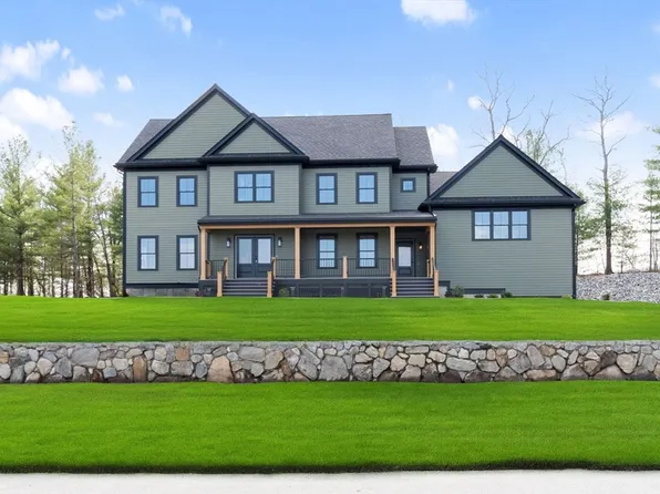 14 Couture Way, Middleton, MA 01949