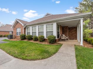 10546 Eagle Pines Ln, Louisville, KY 40223