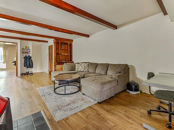 5th image of 327 Shawmont Ave #1D7-G