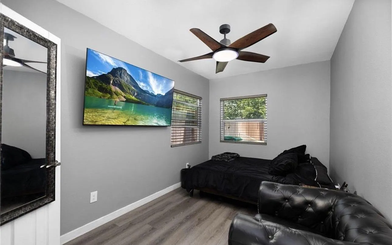 1 bed, 1.0 bath, 640 sqft, $1,412 — Photo 1