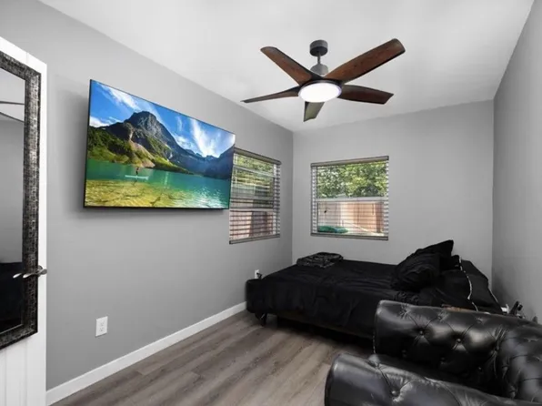 (undisclosed Address), Compton, CA 90222