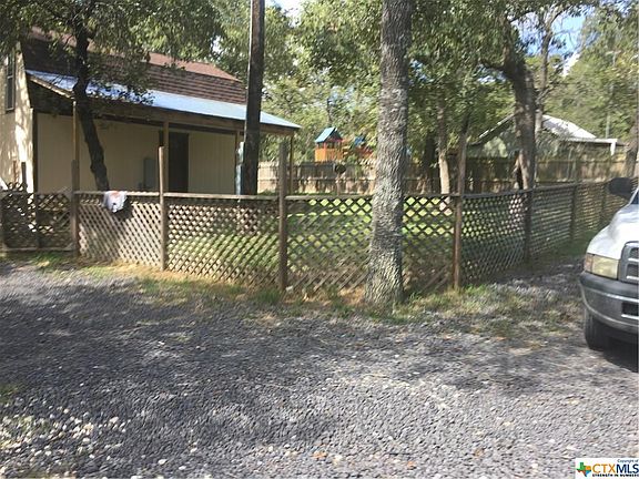 4th image of 151 Deep Woods Dr