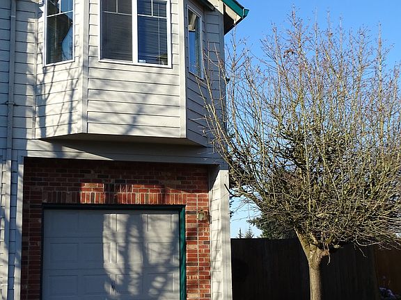 2nd image of 11401 NE 30th Cir