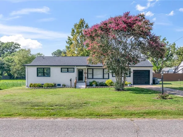 546 Rogers Ave, Hampton, VA 23664