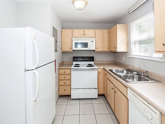 5th image of 2107 Rondo St APT 105