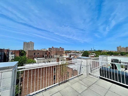 Rented by Pear NYC LLC | media 17