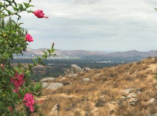 16095 Whispering Spur Dr, Riverside, CA 92504