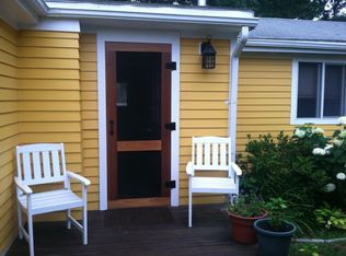 2 Old Shannock Rd, Charlestown, RI 02813