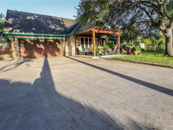 901 Ash Dr, Weslaco, TX 78596