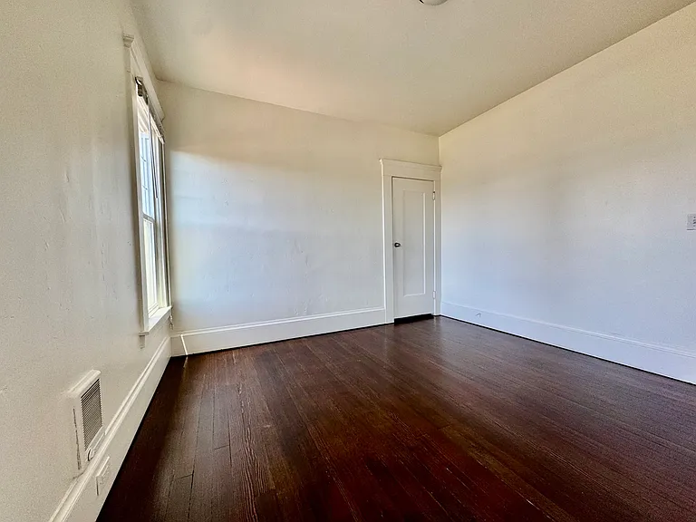 3629 West St — Photo 20