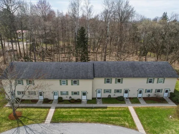39 Densmore Drive, Essex Junction, VT 05452
