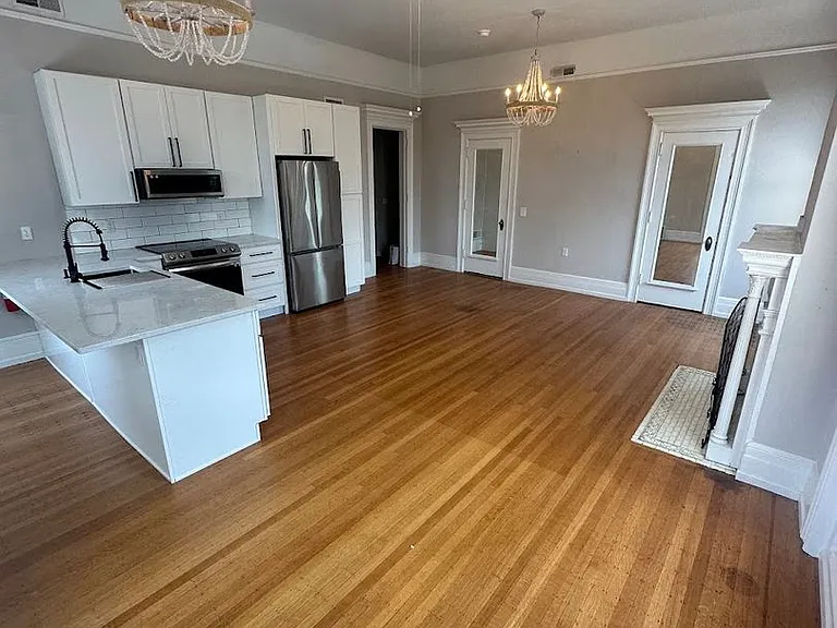 254 N Allegheny St — Photo 21