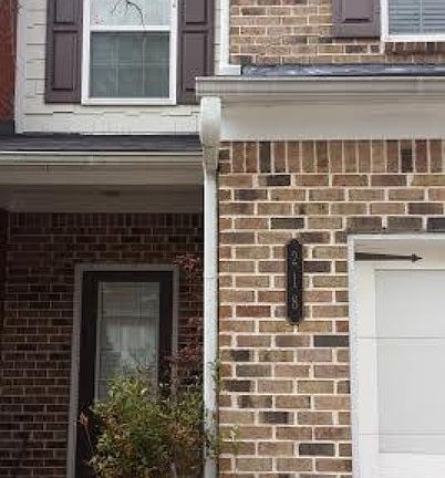 2nd image of 218 Bellecliff Ct