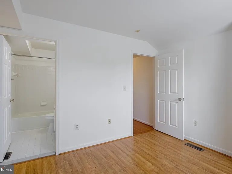 5958 Founders Hill Dr #301 — Photo 28