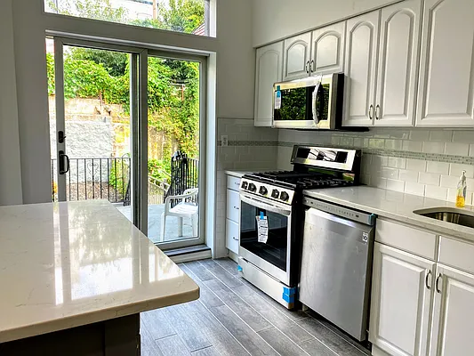 Rented by NextDoor Realty | media 29