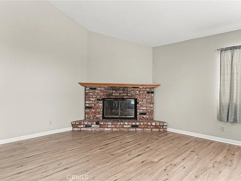 2110 Rockefeller Ln #2 — Photo 13