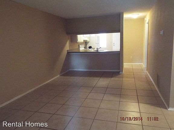 3rd image of 1204 Sophie Blvd